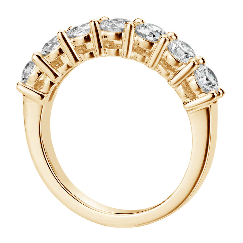 1.00 CT Classic Shared Prong Round Diamond Wedding Band in White Gold